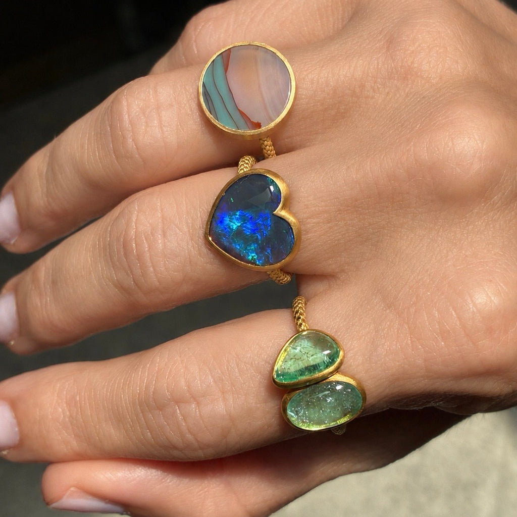Talkative Black Opal Heart Cabochon Gold Ring
