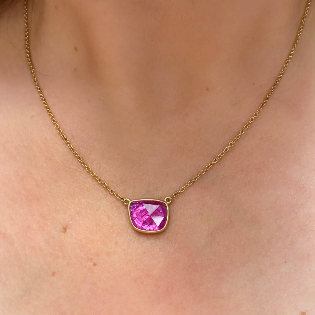 Lola Brooks Hot Pink Rose-Cut Faceted Ruby Yellow Gold Necklace