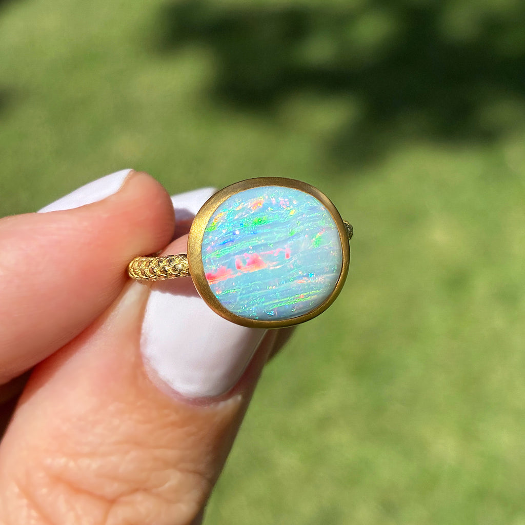 Talkative 6.21 carat Australian Boulder Opal Cabochon Yellow Gold Ring