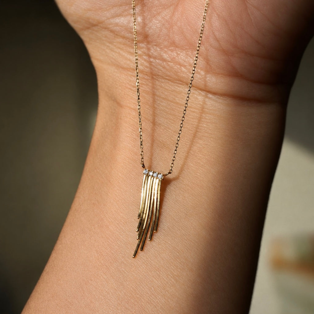 Talkative Diamond Gold Fringe Necklace