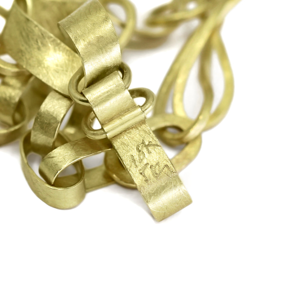 Petra Class Heavy Mixed Chain Link Elements Gold Bracelet